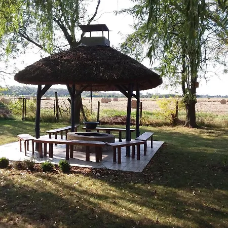 Bed & Breakfast Tisza Tiszabábolna
