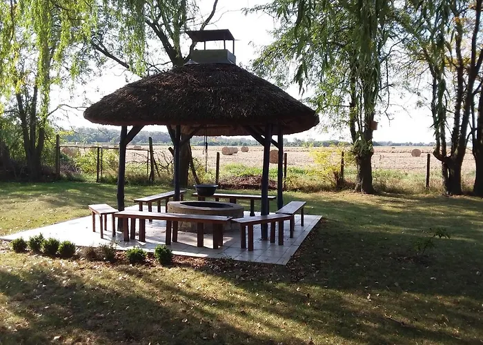 فندق مبيت وإفطار Tisza Tiszabábolna